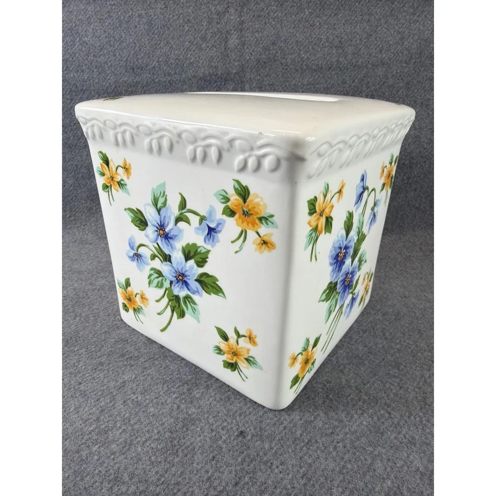 Liz Claiborne Just Picked Tissue Box Cover White‎ Blue Yellow Floral Ceramic VTG